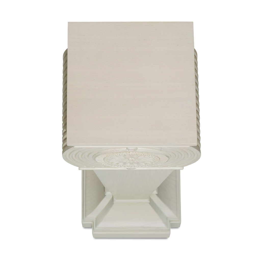 gustave pedestal (white)