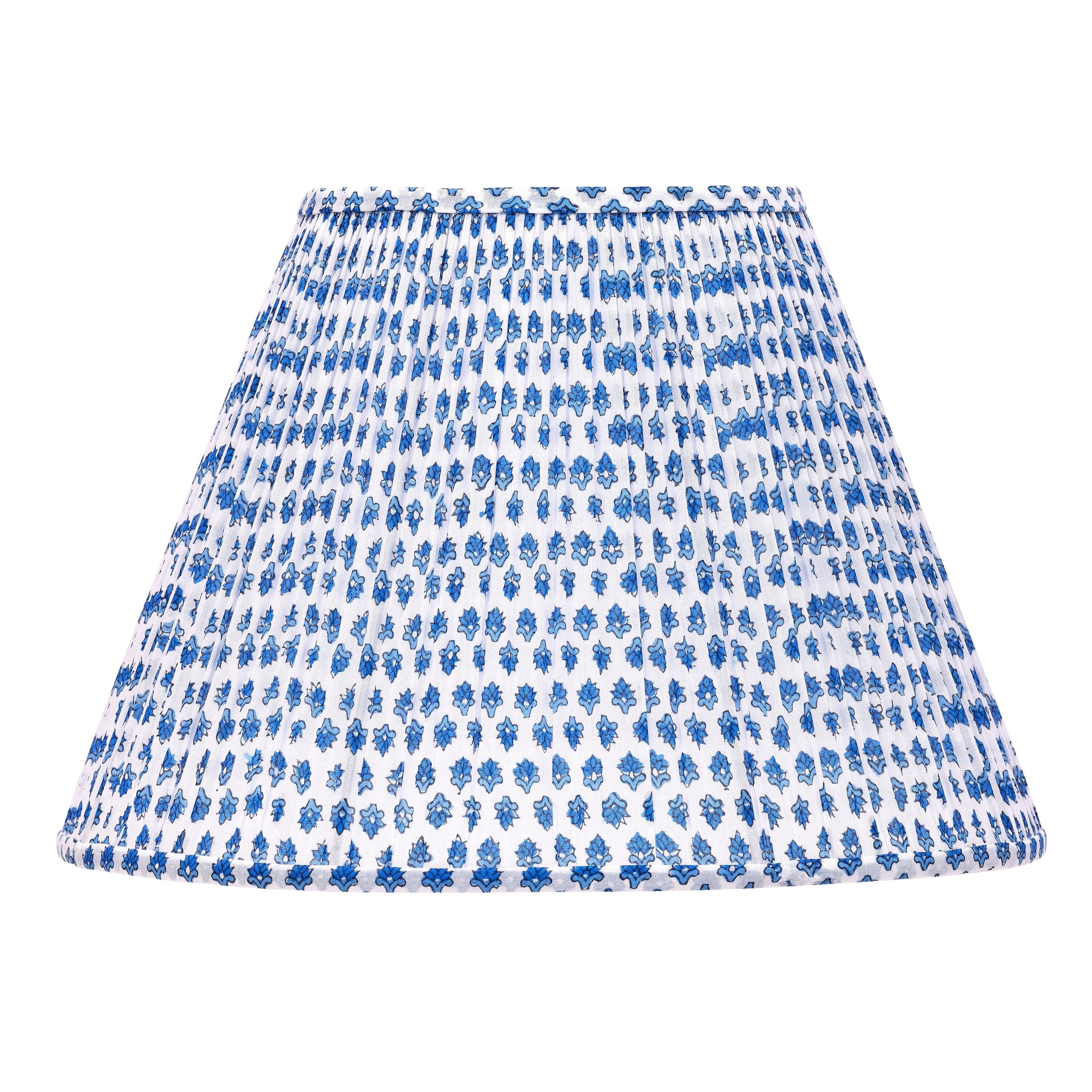 あみ シャトーラグランジュ ローランペリエ Wild Ginger Lampshade (Blue) - Bunny Williams Home Lampshades