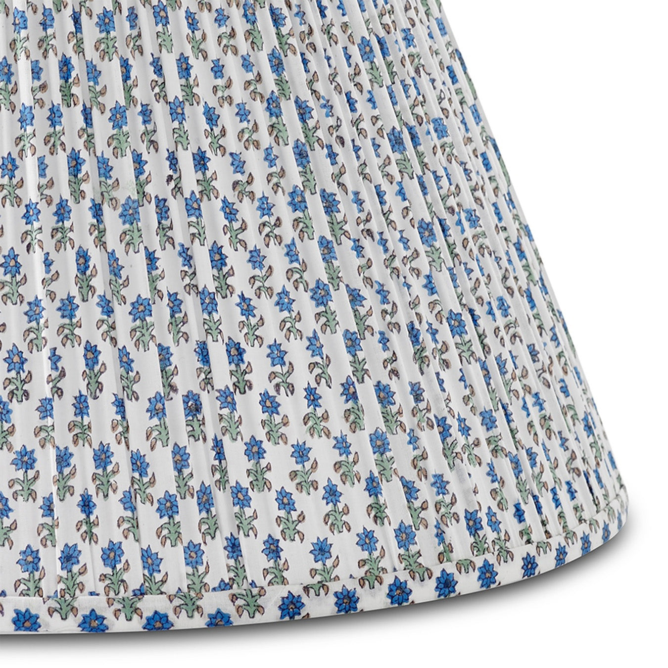 Spring Starflower Lampshade – Bunny Williams Home